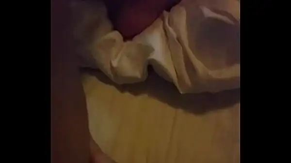 Putinha japa pedindo mais um pau para o corninho