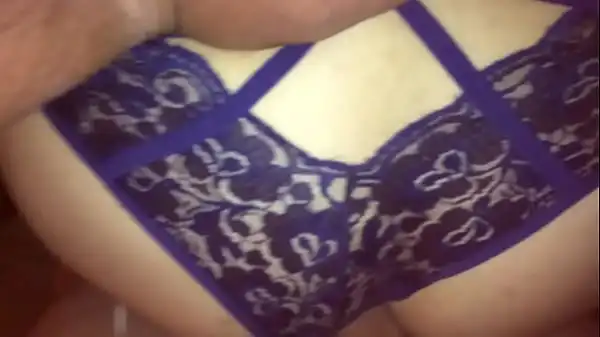 Video da novinha safada de quatro em porno xvideos